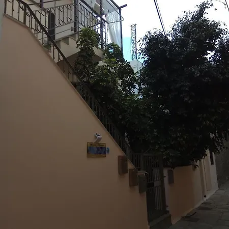 Simple And Special Ερμούπολη