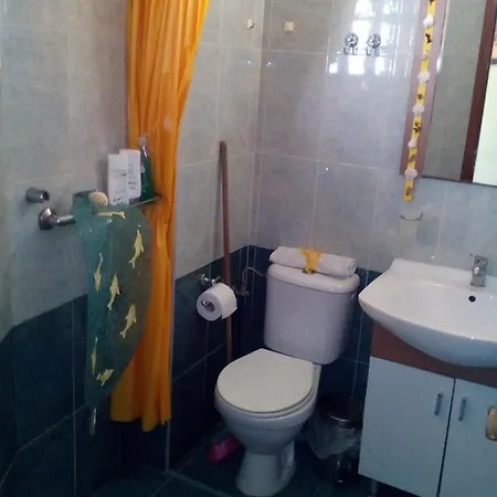 Simple And Special * Ermúpoli