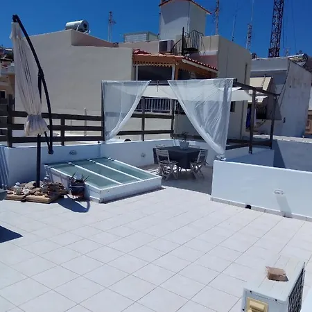 Apartament Simple And Special Ermupoli