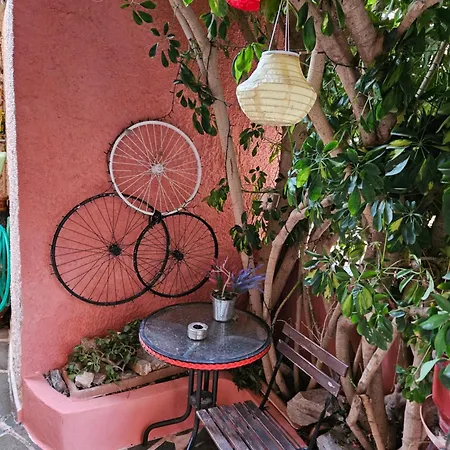 Simple And Special Ermupoli