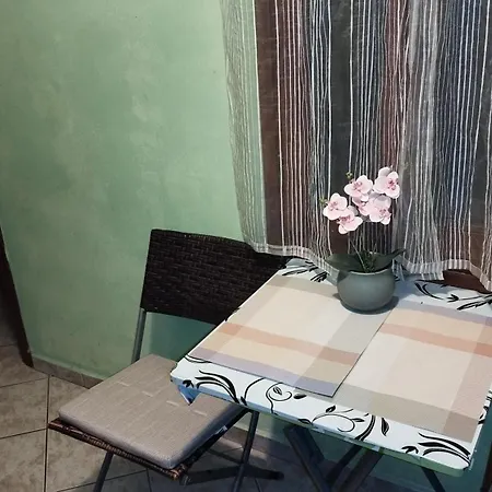 Apartment Simple And Special Ermoupoli