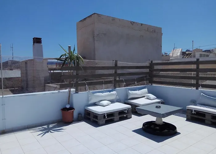 Simple And Special Apartment Ermoupoli